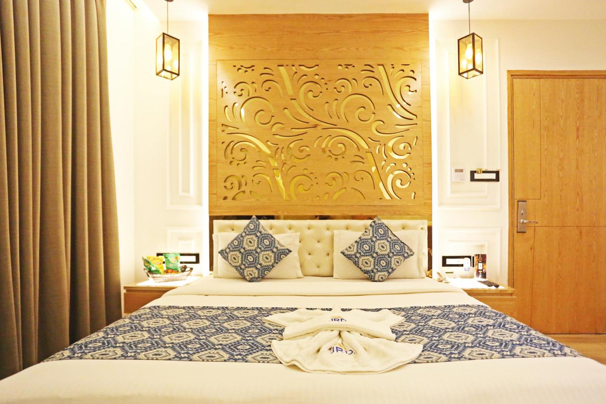 Jrd Luxury-Business Hotel Нью-Дели Экстерьер фото